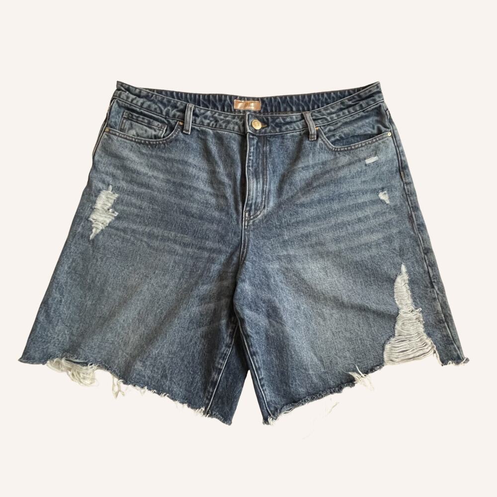 KUT FROM THE KLOTH distressed jean shorts size 18, excellent condition